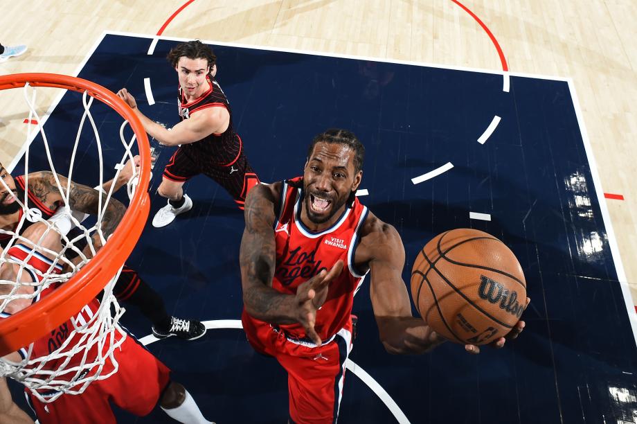 leyu公司-NBA-伦纳德28分喜迎里程碑 快船主场轻取公牛